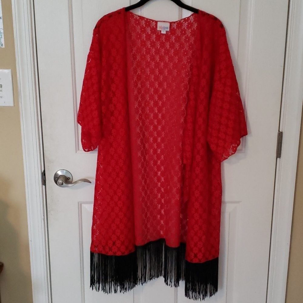 Red lace kimono